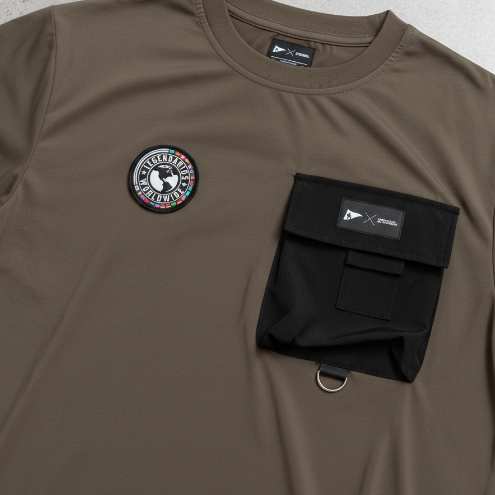 Camiseta Masculina Com Bolso Legendarios 