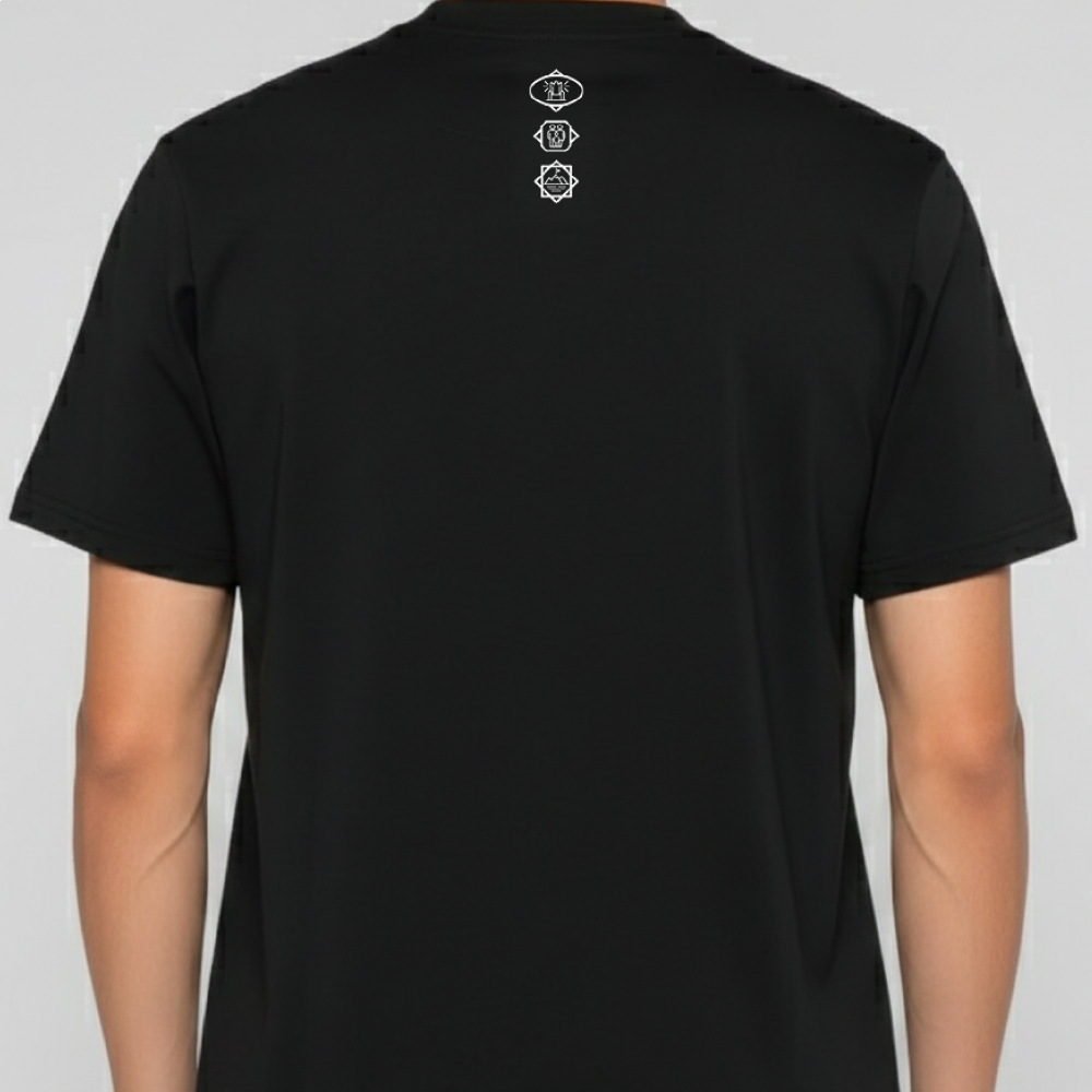 Camiseta Masculina Estampa Montanhas Degradê - Preta