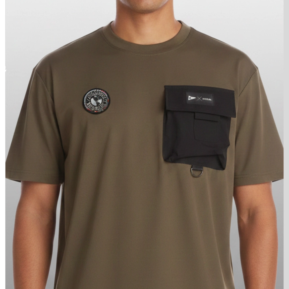 Camiseta Masculina Com Bolso Legendarios 