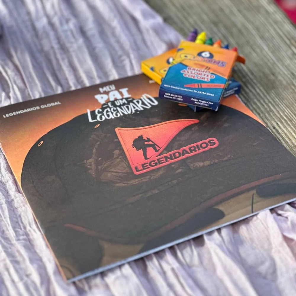 LIVRO INFANTIL DE COLORIR "MEU PAI É UM LEGENDÁRIO"